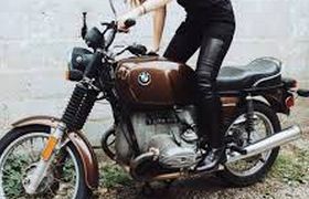 Femme de petite taille, la moto est-elle pour vous ? –